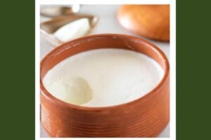 தயிர் மற்றும் கடலை மாவு பேஸ் பேக் – Curd besan face pack for clear glowing skin
