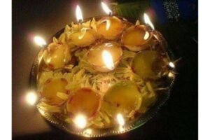 எதிர்மறை ஆற்றலை நீக்கும் எலுமிச்சை பரிகாரம் | Lemon Remedy to Remove Negative Energy at Home