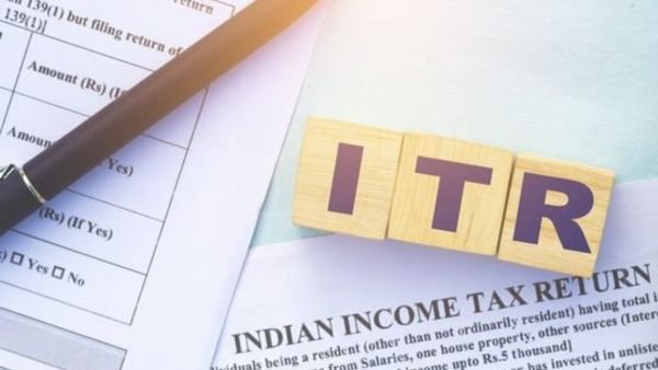ITR ஆன்லைனில் தாக்கல் செய்வது எப்படி? | Easy online tax filing guide in Tamil