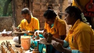 பெண்கள் தொழில் தொடக்கத்திற்கு கடன் உதவித் திட்டங்கள் | Startup Business Loans for Women in India 2025