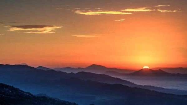 இந்தியாவில் சூரியன் முதலில் உதிக்கும் மாநிலம் எது தெரியுமா? India’s first sunrise state beautiful view!