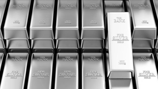 உலகில் அதிகம் வெள்ளி உற்பத்தி செய்யும் நாடுகள் - Top 10 Silver Producing Countries Tamil!